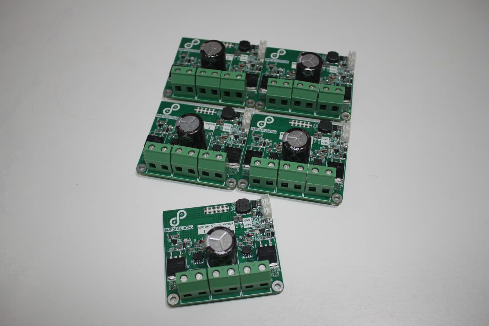 Rumix DC motor driver boards with screw terminals and power components